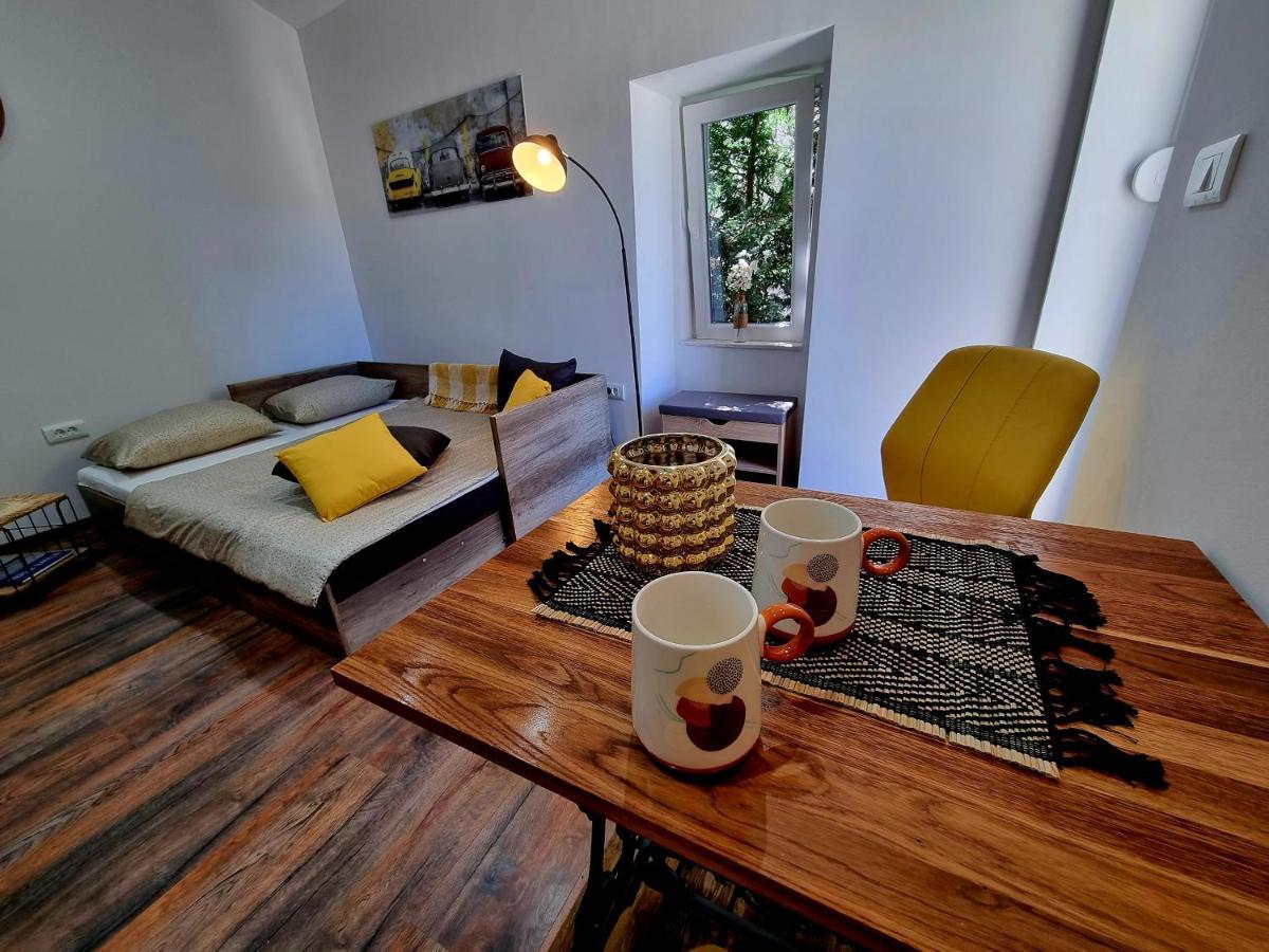 Retro Chic Studio Pula Bagian luar foto